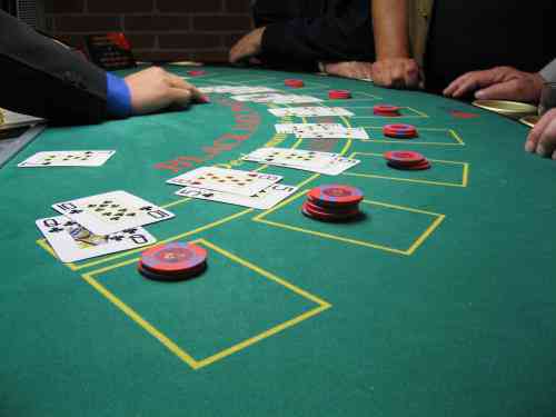 Juega al Blackjack en Línea con Dinero Real 